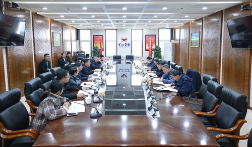 宜昌市國資委黨委書記、主任黃智華一行到宜化集團(tuán)調(diào)研